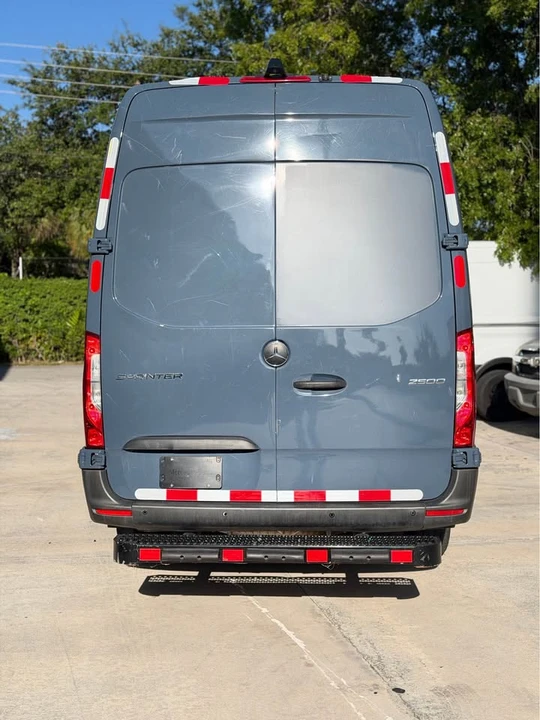 2019 Mercedes-Benz VS30 Sprinter - Image 4 of 9