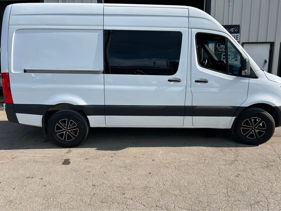 2019 Mercedes-Benz VS30 Sprinter - Image 5 of 11