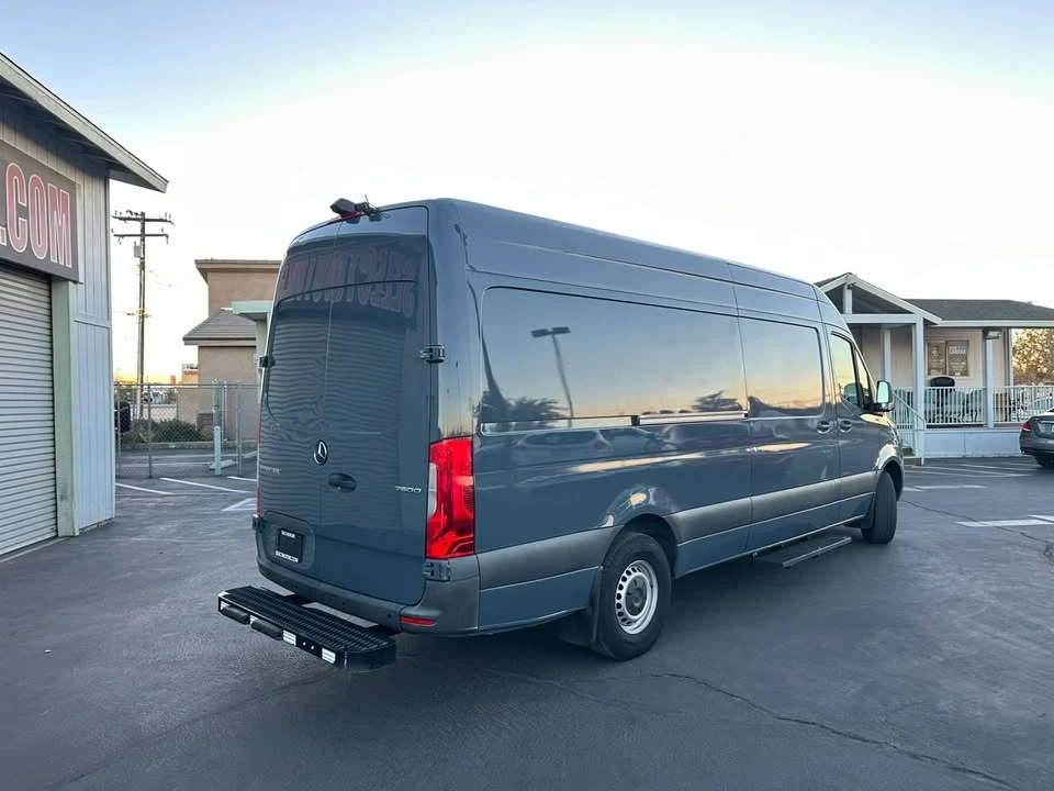 2019 Mercedes-Benz VS30 Sprinter - Image 4 of 20