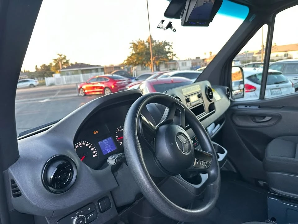 2019 Mercedes-Benz VS30 Sprinter - Image 14 of 20