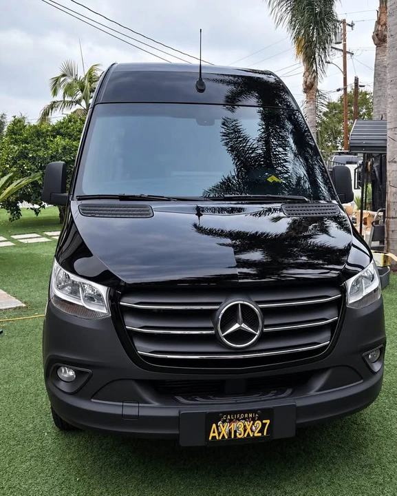 2019 Mercedes-Benz VS30 Sprinter - Image 2 of 17