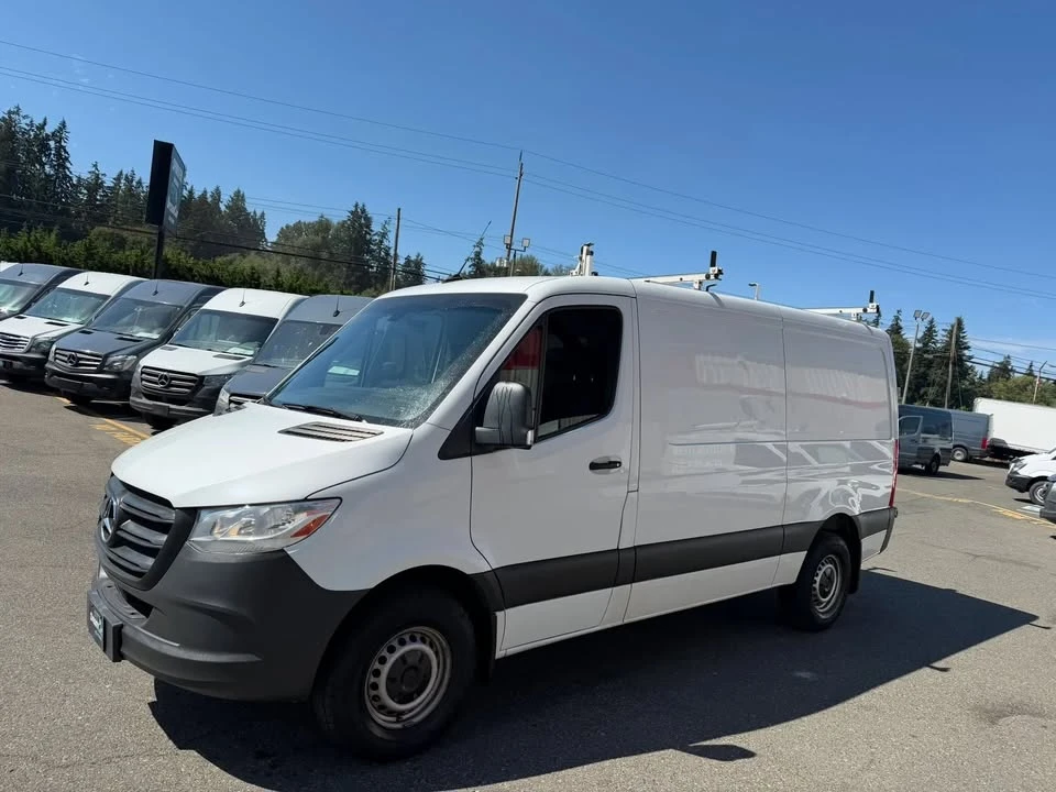 2019 Mercedes-Benz VS30 Sprinter - Image 2 of 17