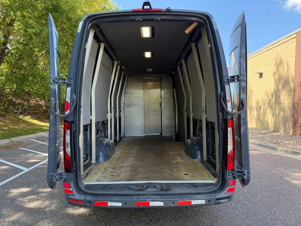 2019 Mercedes-Benz VS30 Sprinter - Image 5 of 20