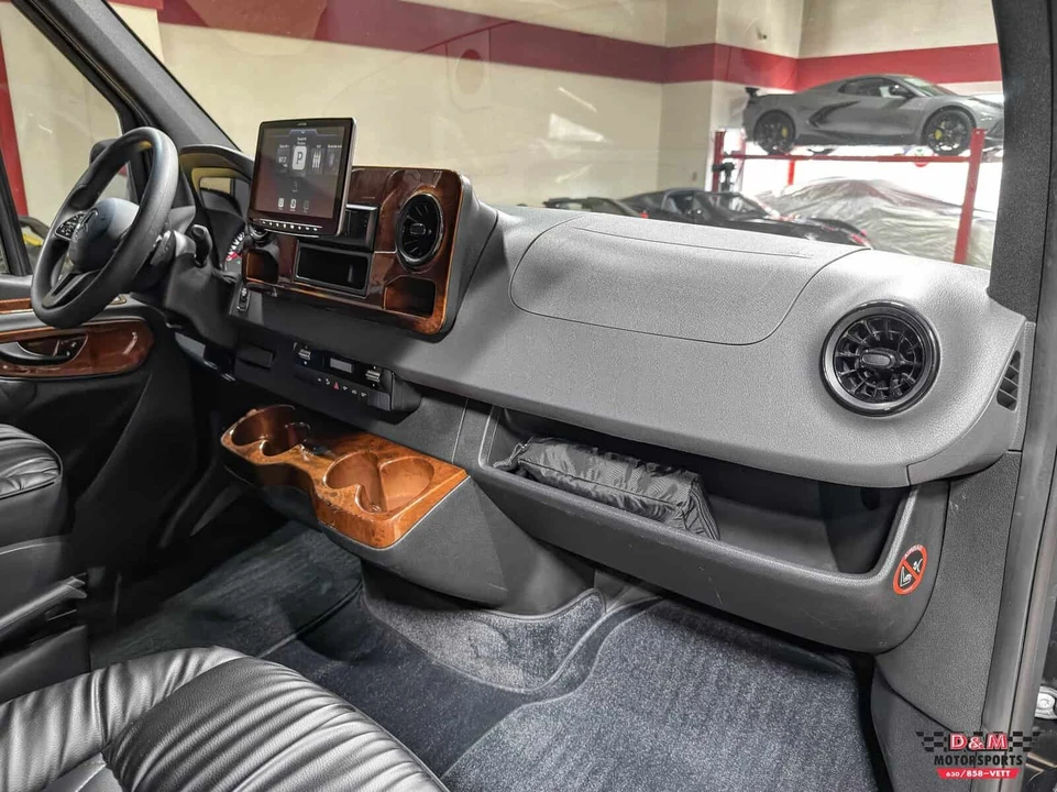 2019 Mercedes-Benz VS30 Sprinter - Image 13 of 31