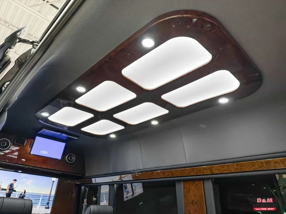 2019 Mercedes-Benz VS30 Sprinter - Image 29 of 31