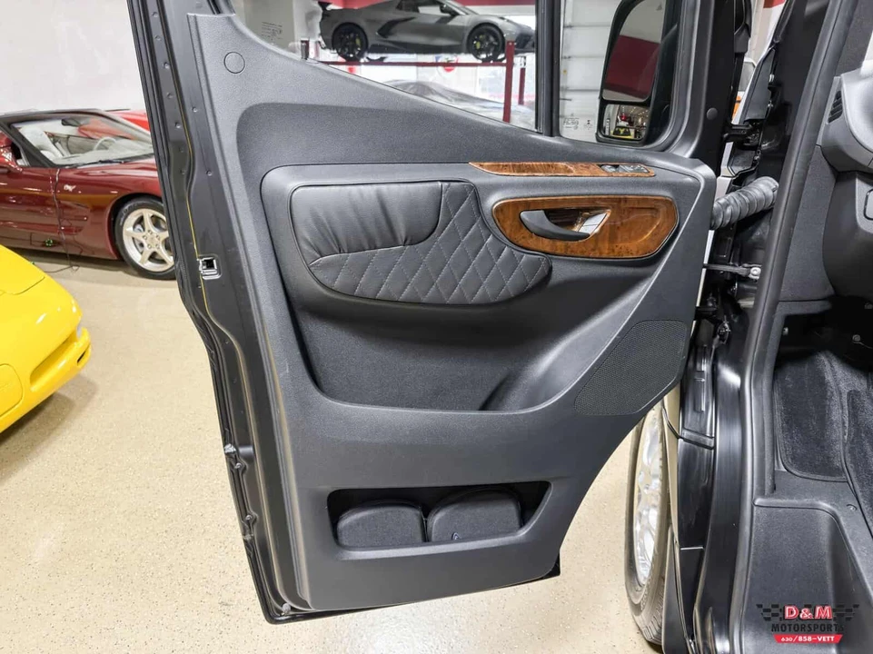 2019 Mercedes-Benz VS30 Sprinter - Image 30 of 31