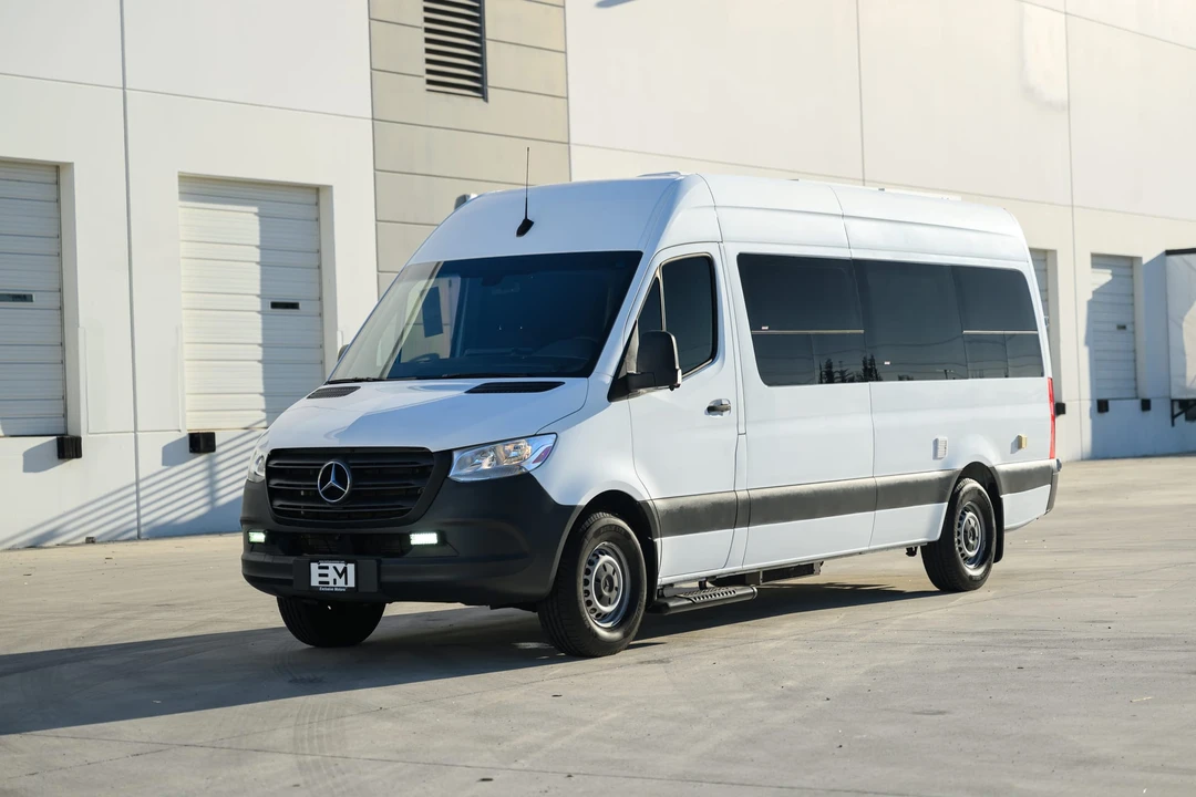 2019 Mercedes-Benz VS30 Sprinter - Image 3 of 31