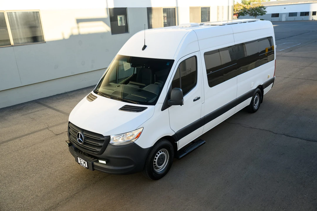 2019 Mercedes-Benz VS30 Sprinter - Image 2 of 31