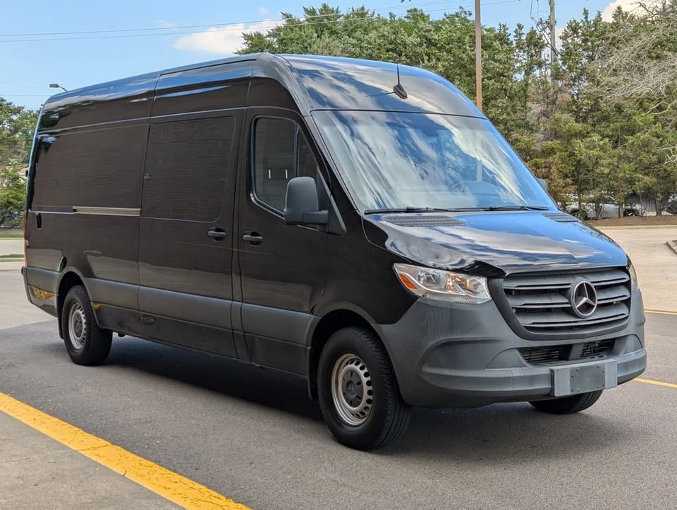 2019 Mercedes-Benz VS30 Sprinter - Image 2 of 20