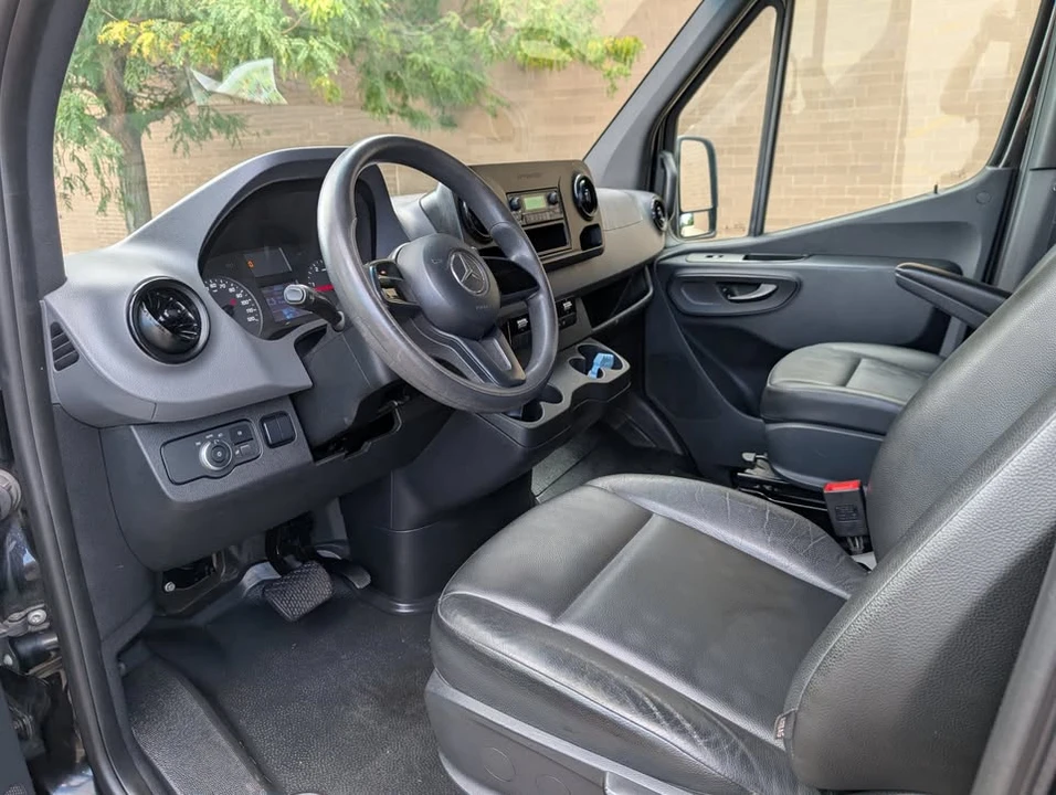 2019 Mercedes-Benz VS30 Sprinter - Image 7 of 20