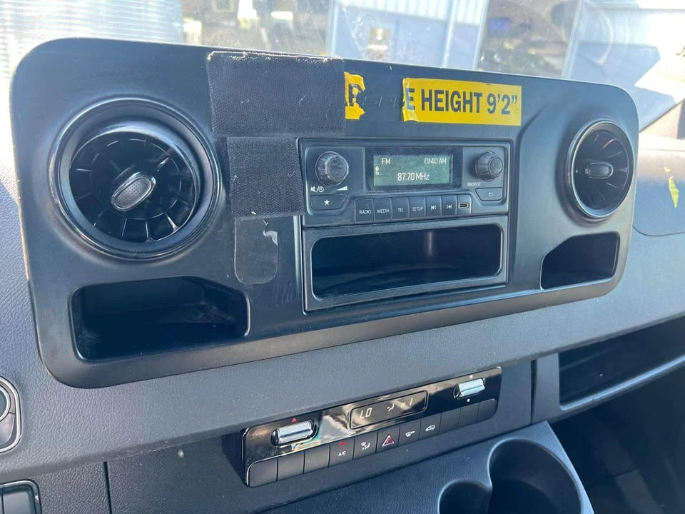 2019 Mercedes-Benz VS30 Sprinter - Image 11 of 17