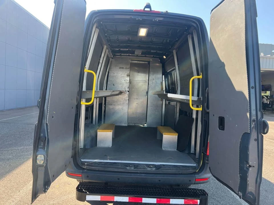 2019 Mercedes-Benz VS30 Sprinter - Image 15 of 17