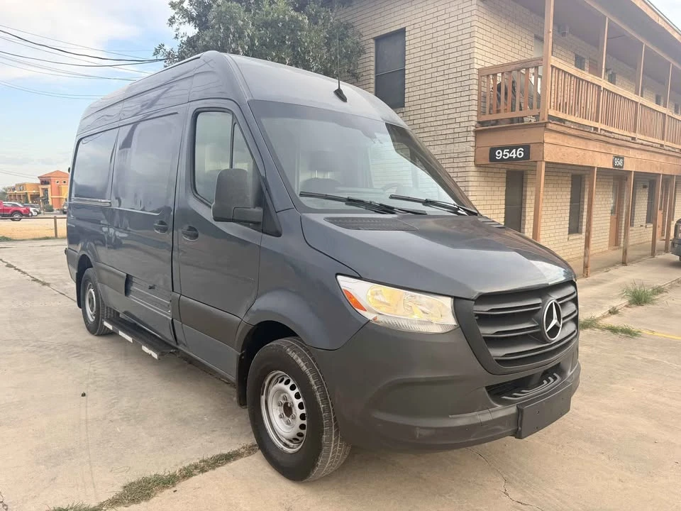 2019 Mercedes-Benz VS30 Sprinter - Image 3 of 8