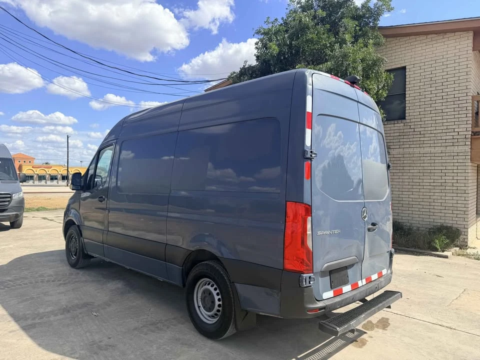 2019 Mercedes-Benz VS30 Sprinter - Image 6 of 8