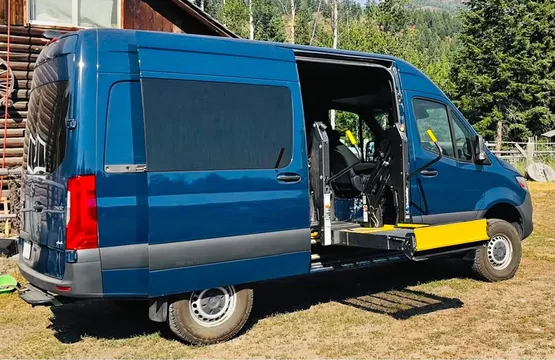 2019 Mercedes-Benz Sprinter 2500 Crew