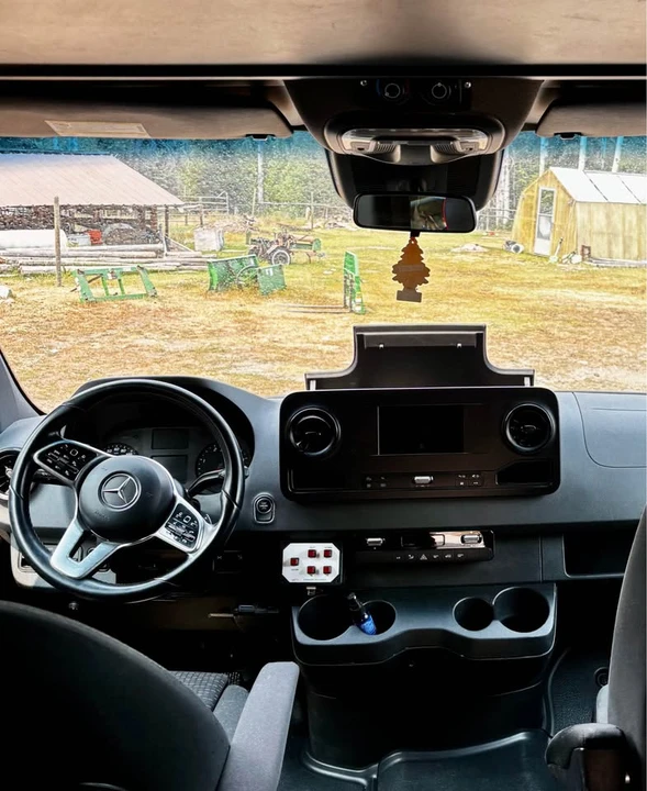 2019 Mercedes-Benz VS30 Sprinter - Image 10 of 12