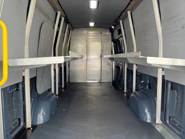 2019 Mercedes-Benz VS30 Sprinter - Image 4 of 7