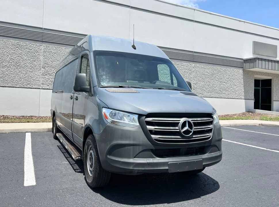 2019 Mercedes-Benz VS30 Sprinter - Image 2 of 7