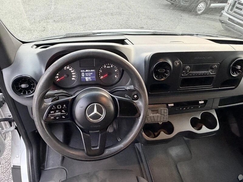 2019 Mercedes-Benz VS30 Sprinter - Image 11 of 19