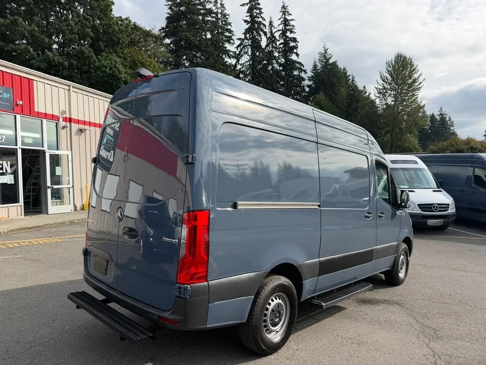 2019 Mercedes-Benz VS30 Sprinter - Image 2 of 12