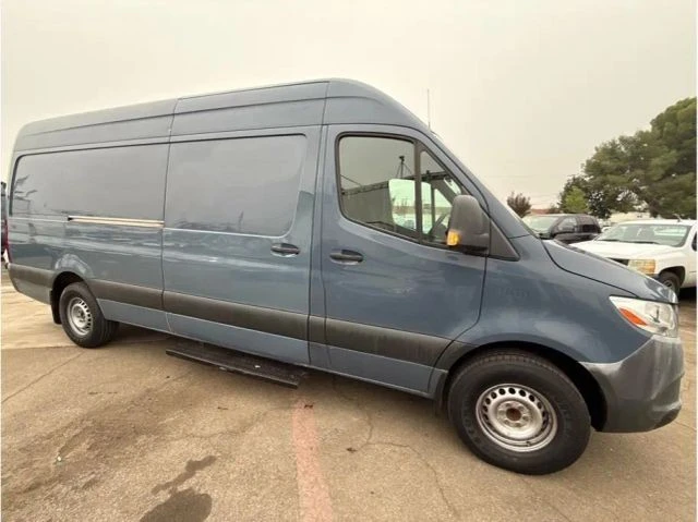 2019 Mercedes-Benz VS30 Sprinter - Image 3 of 11
