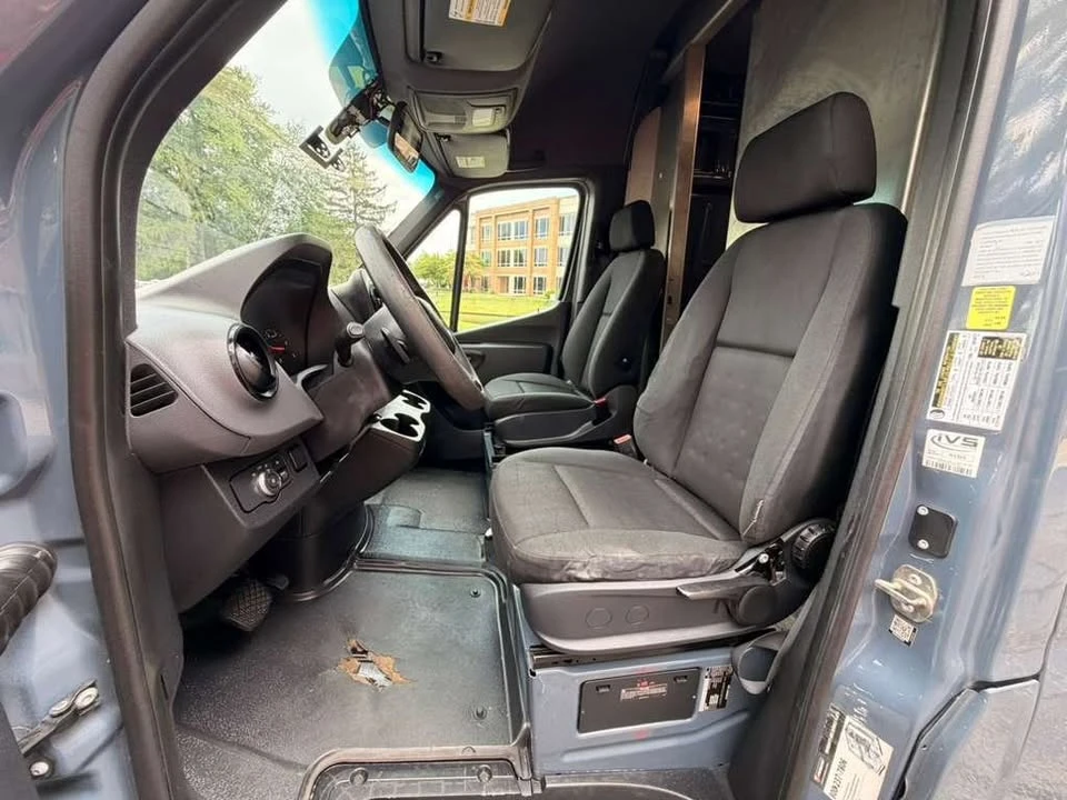 2019 Mercedes-Benz VS30 Sprinter - Image 10 of 20