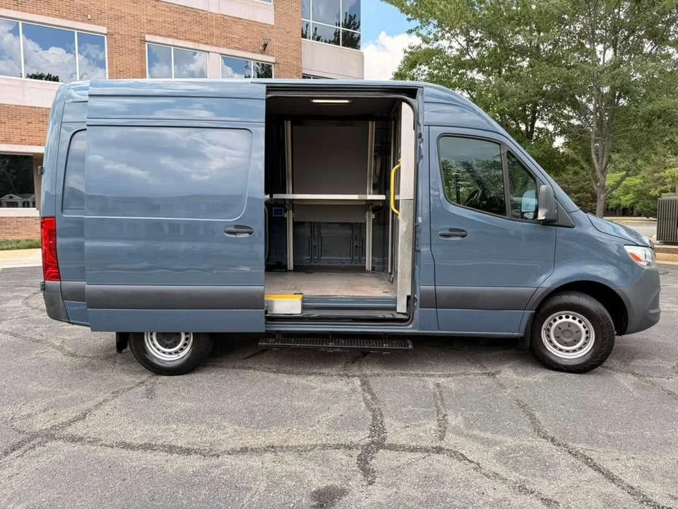 2019 Mercedes-Benz VS30 Sprinter - Image 9 of 20