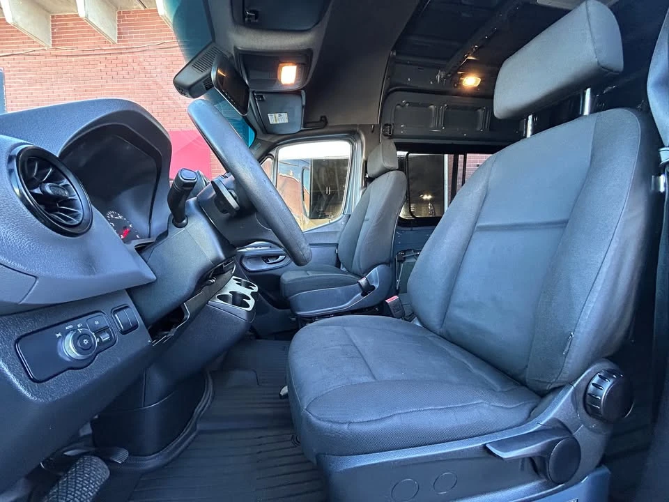 2019 Mercedes-Benz VS30 Sprinter - Image 6 of 20