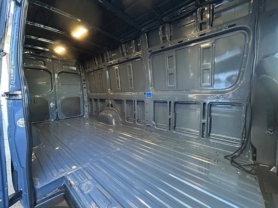 2019 Mercedes-Benz VS30 Sprinter - Image 18 of 20