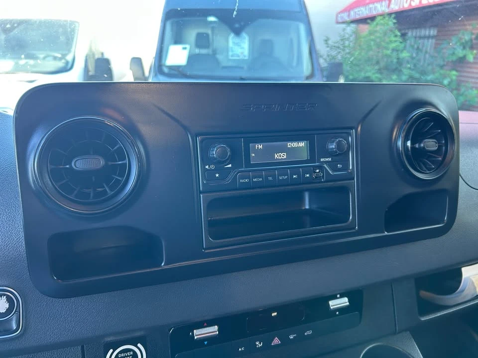 2019 Mercedes-Benz VS30 Sprinter - Image 10 of 20
