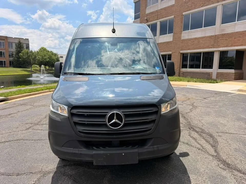 2019 Mercedes-Benz VS30 Sprinter - Image 2 of 20