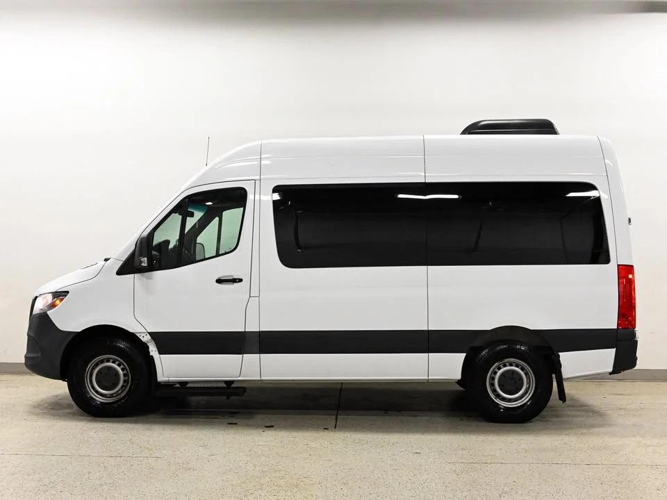 2019 Mercedes-Benz VS30 Sprinter - Image 2 of 19