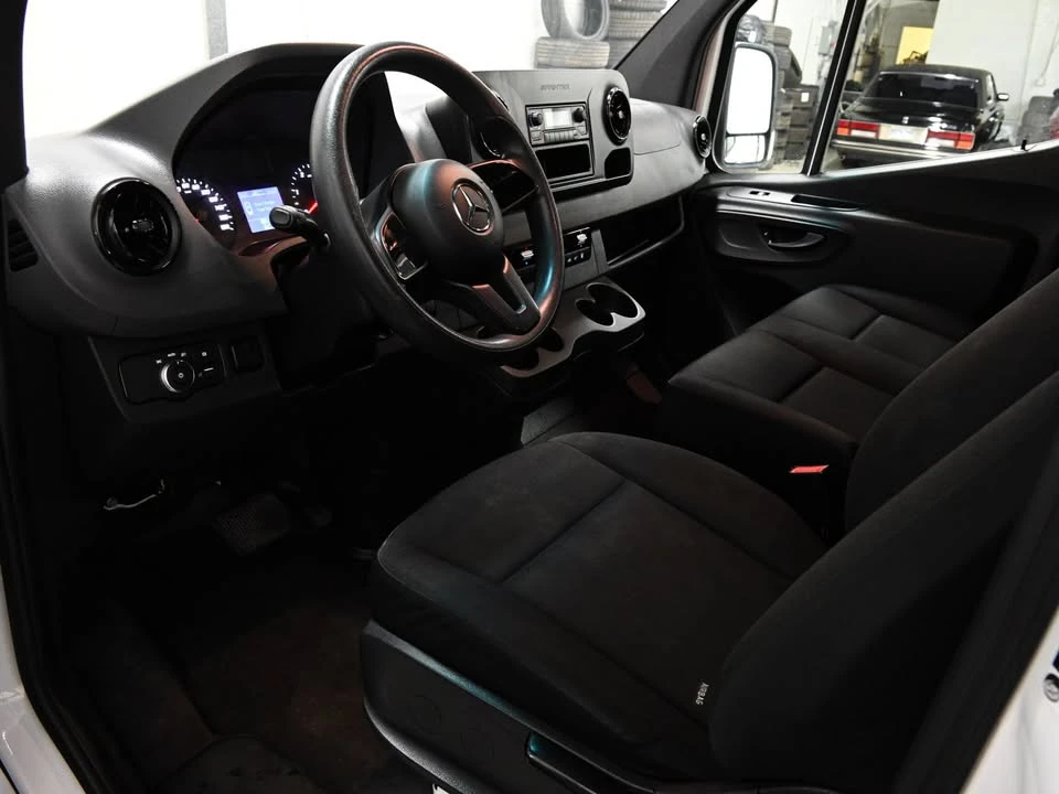 2019 Mercedes-Benz VS30 Sprinter - Image 12 of 19