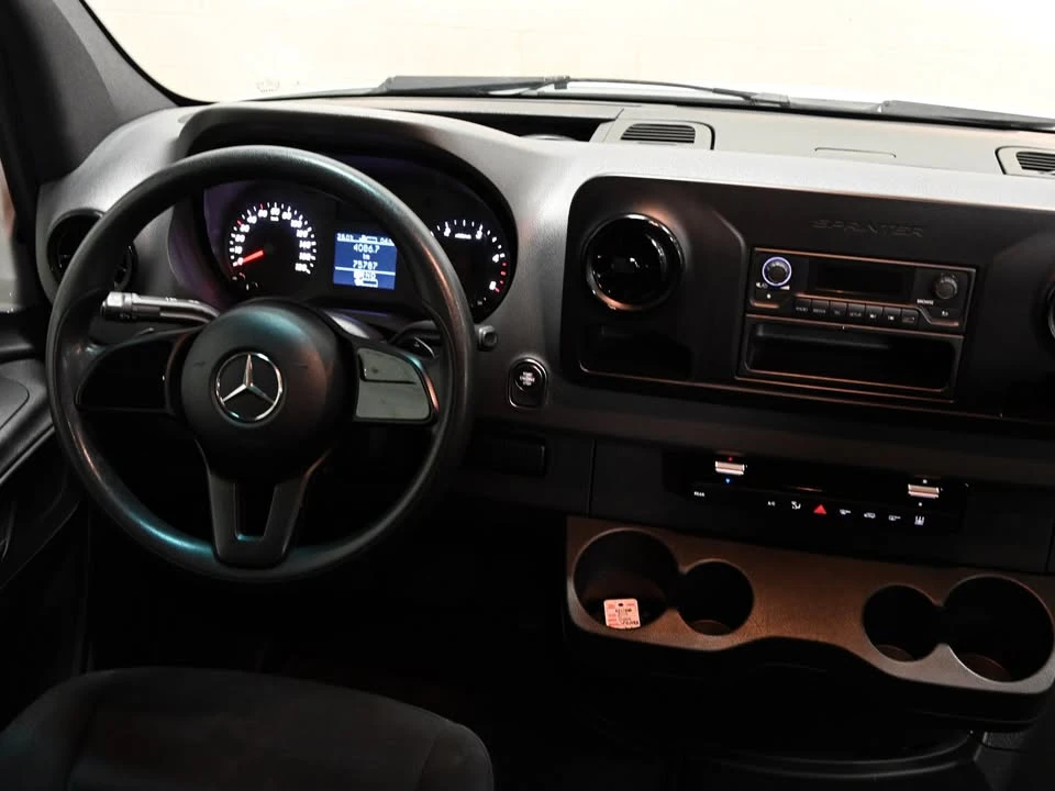 2019 Mercedes-Benz VS30 Sprinter - Image 17 of 19