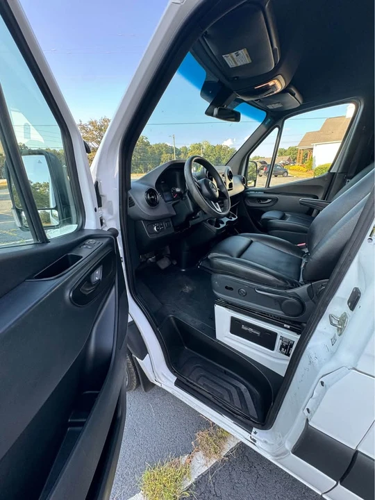 2019 Mercedes-Benz VS30 Sprinter - Image 16 of 19