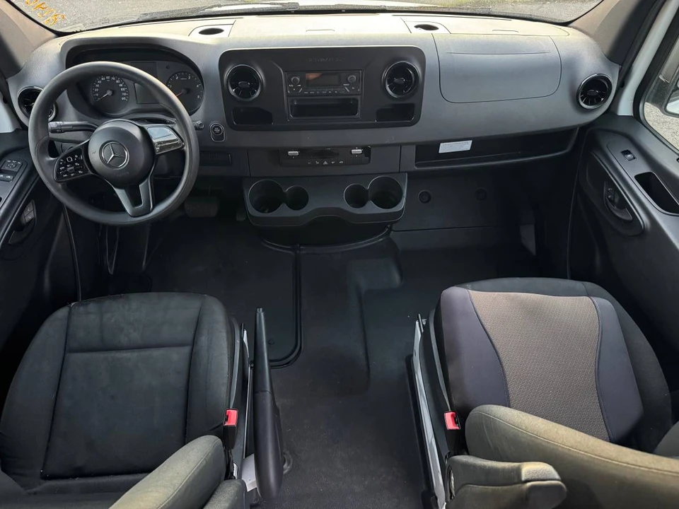 2019 Mercedes-Benz VS30 Sprinter - Image 11 of 19