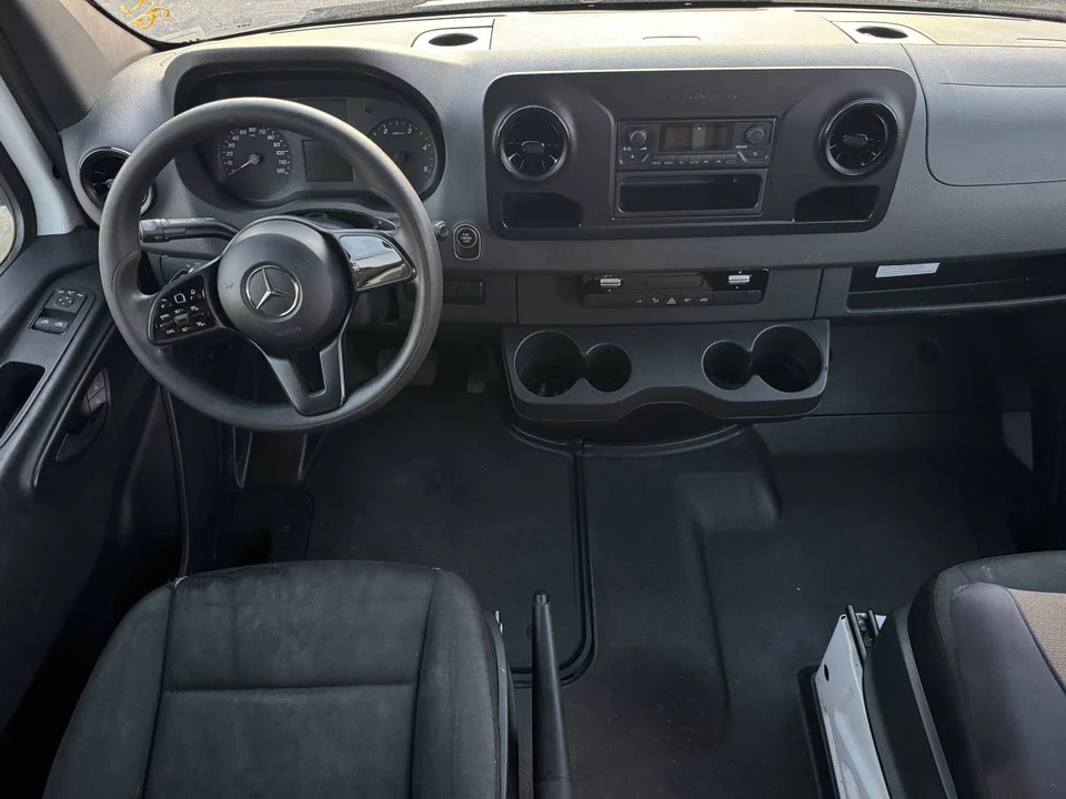 2019 Mercedes-Benz VS30 Sprinter - Image 12 of 19