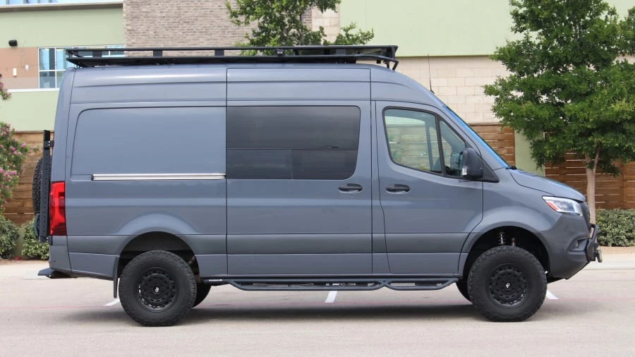 2019 Mercedes-Benz VS30 Sprinter - Image 2 of 31