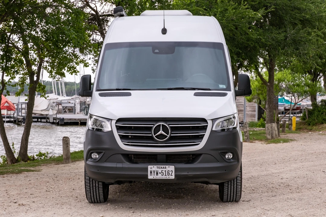 2019 Mercedes-Benz VS30 Sprinter - Image 2 of 31