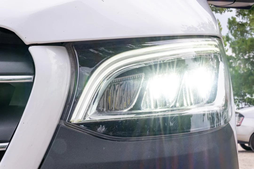 2019 Mercedes-Benz VS30 Sprinter - Image 14 of 31