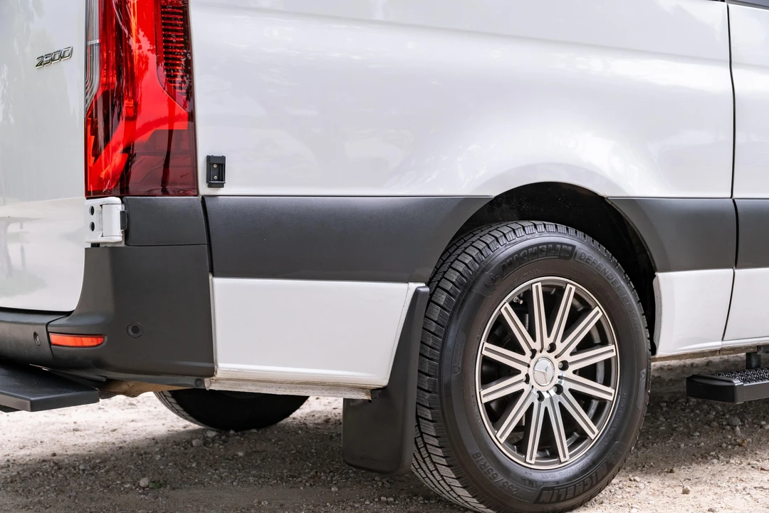 2019 Mercedes-Benz VS30 Sprinter - Image 30 of 31