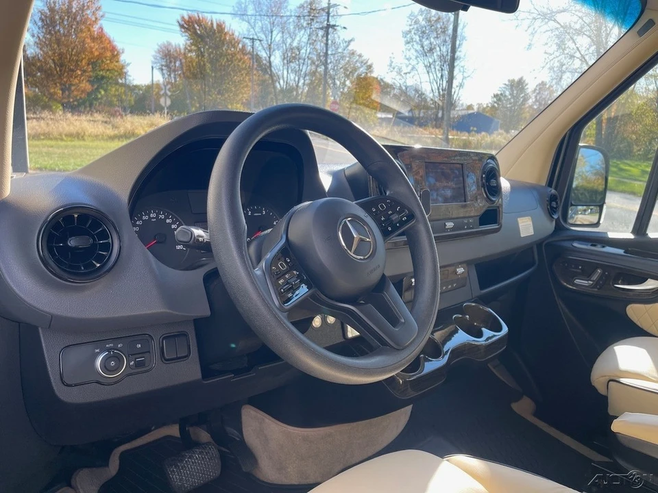 2019 Mercedes-Benz VS30 Sprinter - Image 12 of 21
