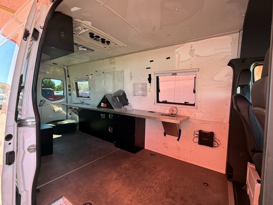 2019 Mercedes-Benz VS30 Sprinter - Image 13 of 21