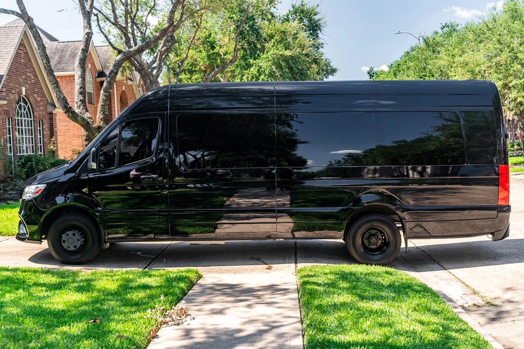 2019 Mercedes-Benz VS30 Sprinter - Image 6 of 31