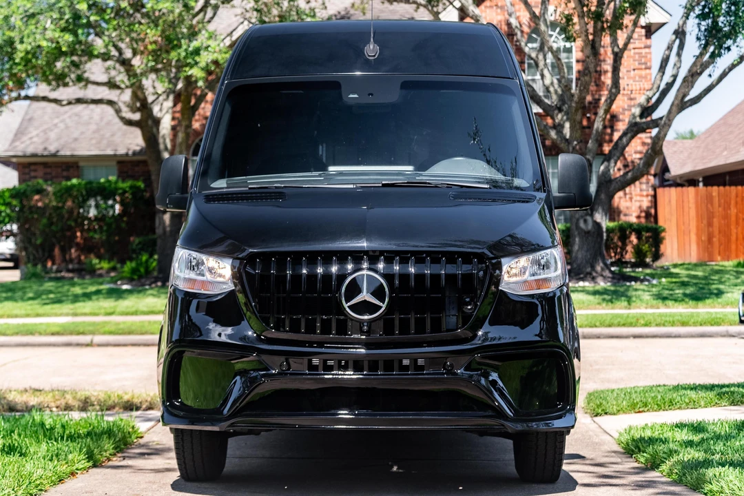 2019 Mercedes-Benz VS30 Sprinter - Image 2 of 31