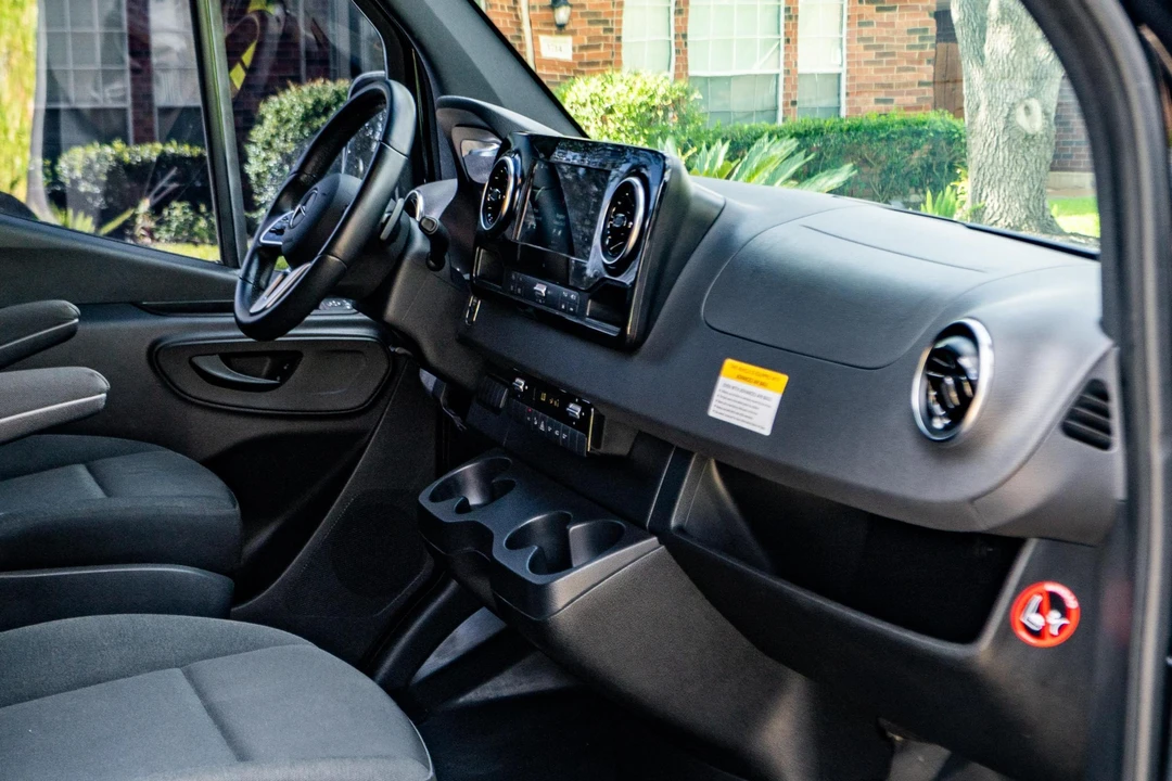 2019 Mercedes-Benz VS30 Sprinter - Image 31 of 31