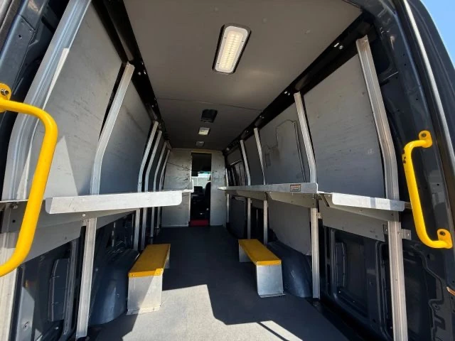 2019 Mercedes-Benz VS30 Sprinter - Image 9 of 19