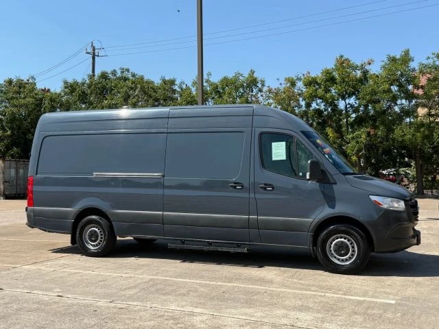 2019 Mercedes-Benz VS30 Sprinter - Image 5 of 19