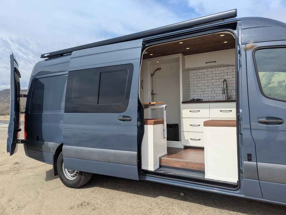 2019 Mercedes-Benz VS30 Sprinter - Image 11 of 18