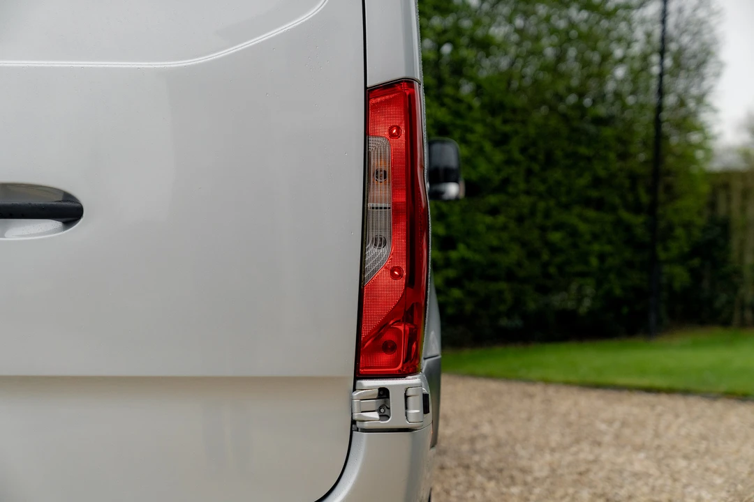 2019 Mercedes-Benz VS30 Sprinter - Image 16 of 31